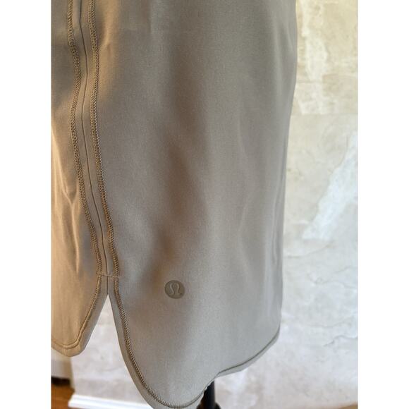 Lululemon On the Fly Woven Drawcord Skirt, Size 4, Frontier Tan $88 Athleisure - Picture 10 of 11